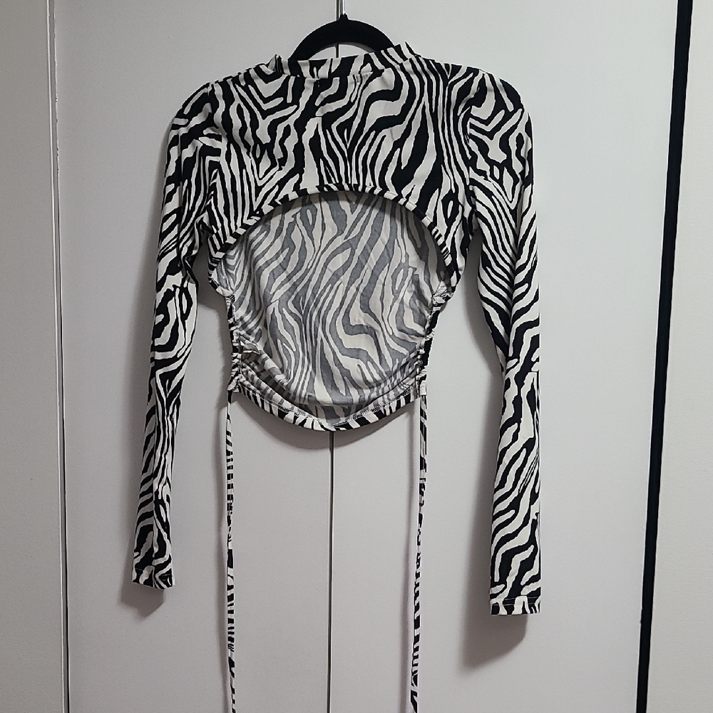 SHEIN Black and White Zebra Print Open Back